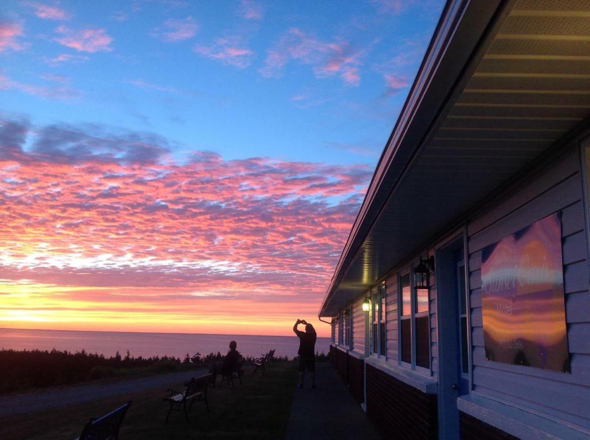 Burton'S Sunset Oasis Motel Bay Saint Lawrence Kültér fotó